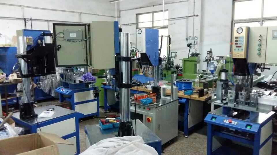 全國最大銷量最好名譽最高的一家品牌清潔球機器廠家 金屬成型設備 刷洗大王機器生產廠家圖片_高清圖_細節(jié)圖-臨沂云峰清潔球機器設備廠 -